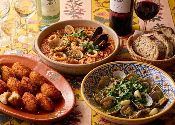 ［レッスンNo.8 春］春の訪れを祝う、彩り豊かな魚介とハーブの食卓